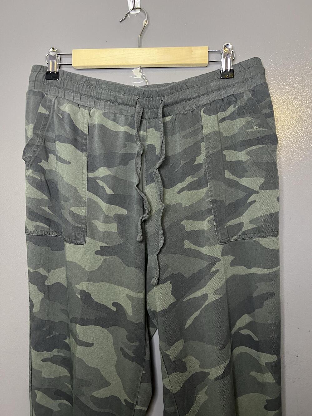 Splendid Pants Womens Large Green Camo Jogger Elastic Waist Cuffed Pockets